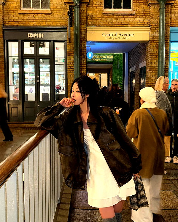 daxbin instagram image archive image