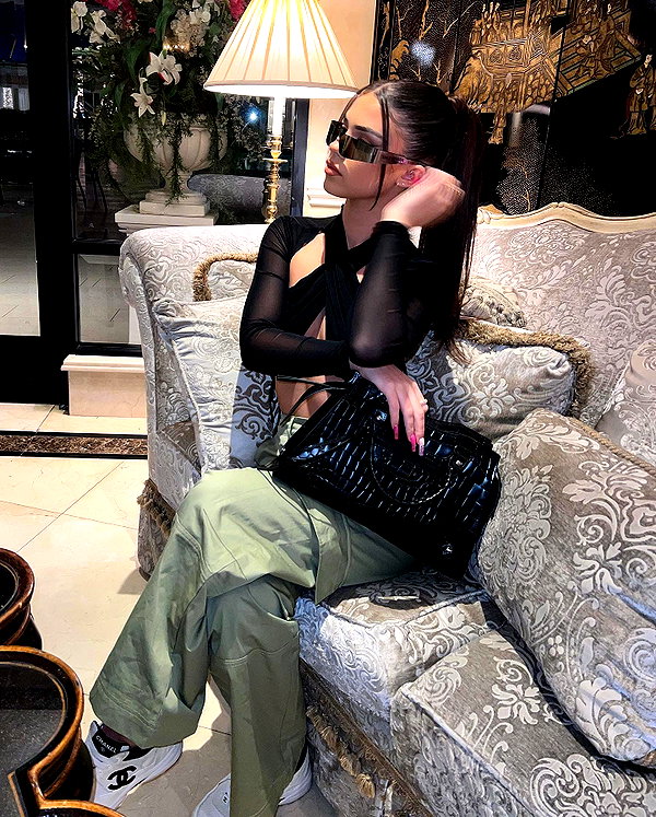 leahhalton instagram image archive image