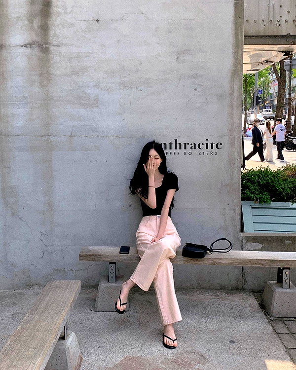 daxbin instagram image archive image