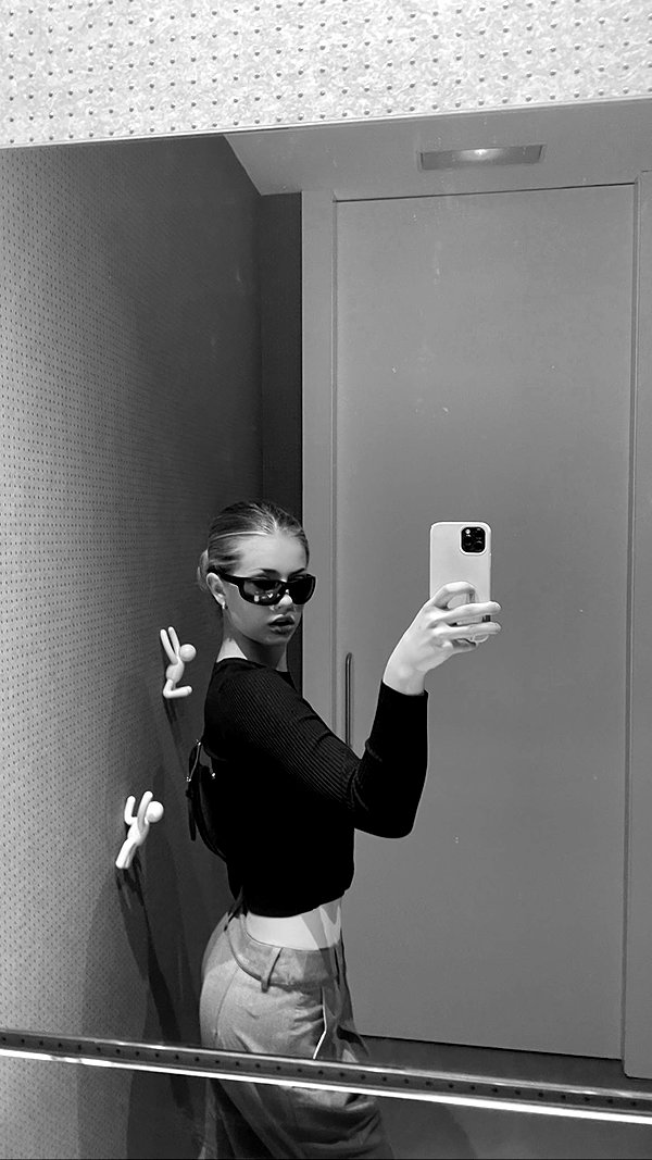 tatianakaer archive image