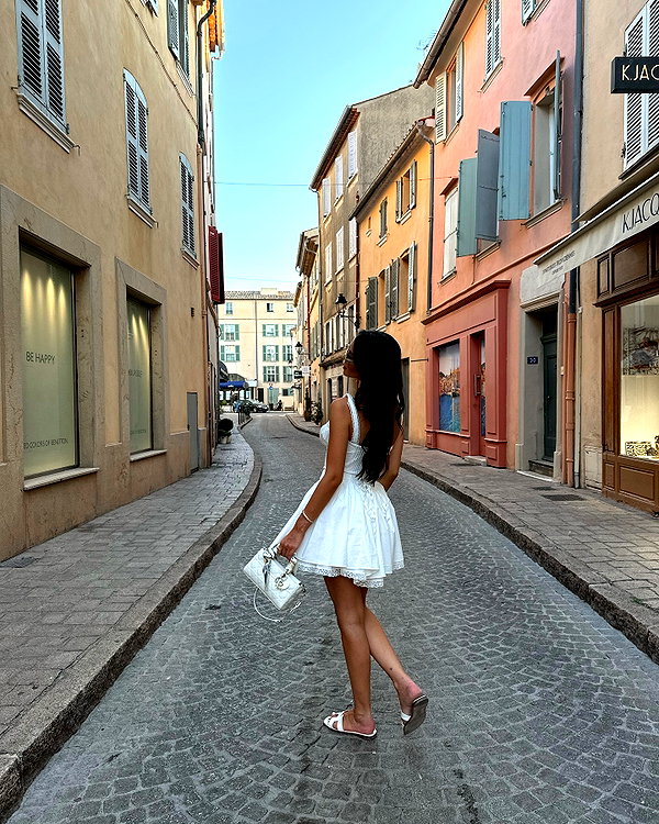 zoeliss instagram image archive image