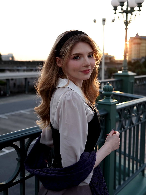 peachmilky_ instagram image archive image