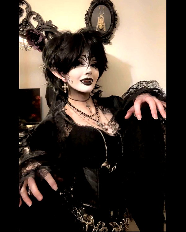 darkblueyoshii instagram image archive image