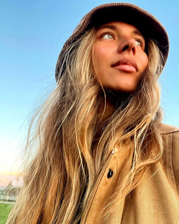 pia__kim instagram image archive image