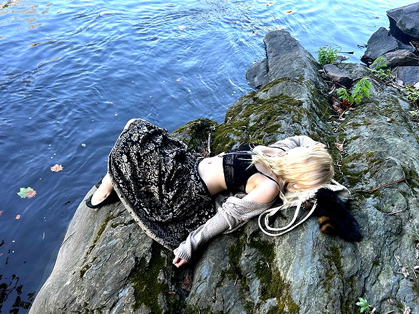 ash.onme instagram image archive image