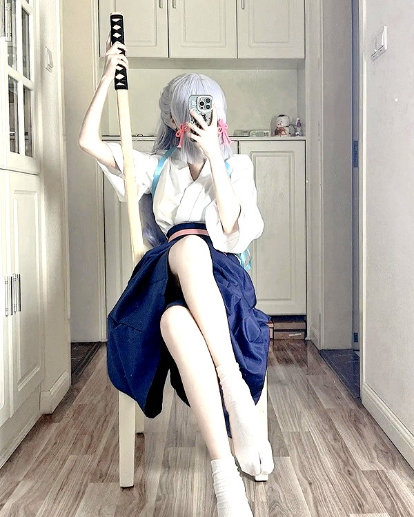 gallery_cosplayer instagram image archive image