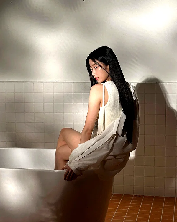 zuhazana instagram image archive image