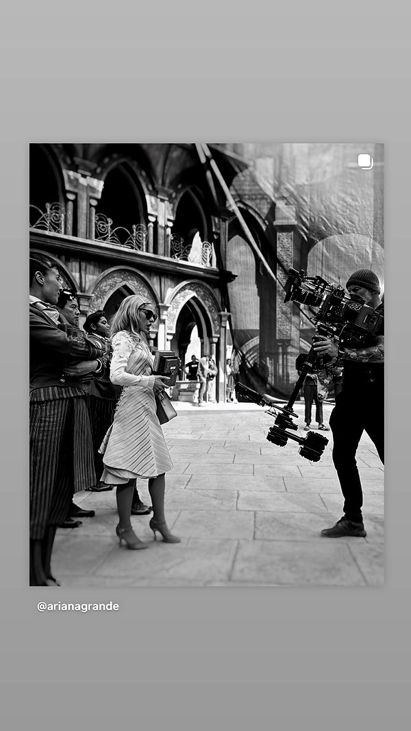 arianagrande instagram image archive image