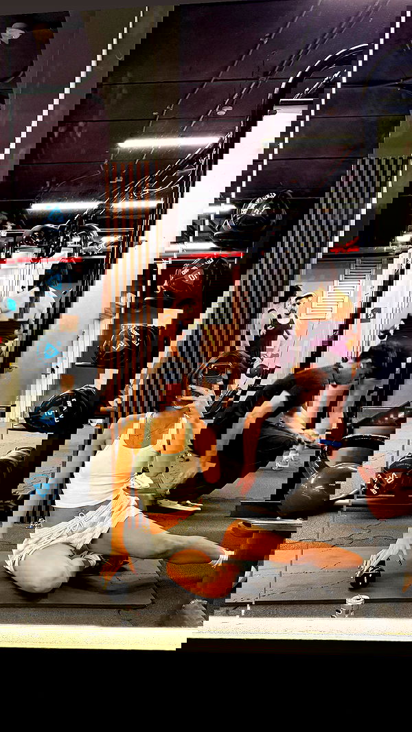 efrat_elmalich efrat_elmalich archive image