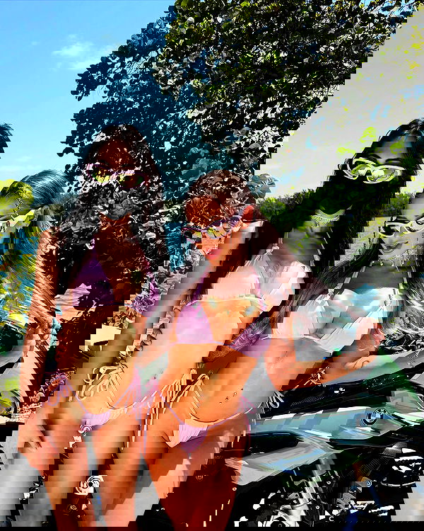 itshayleydavies itshayleydavies archive image