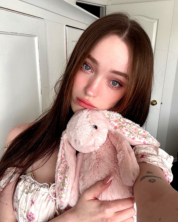 1uvgabi instagram image archive image