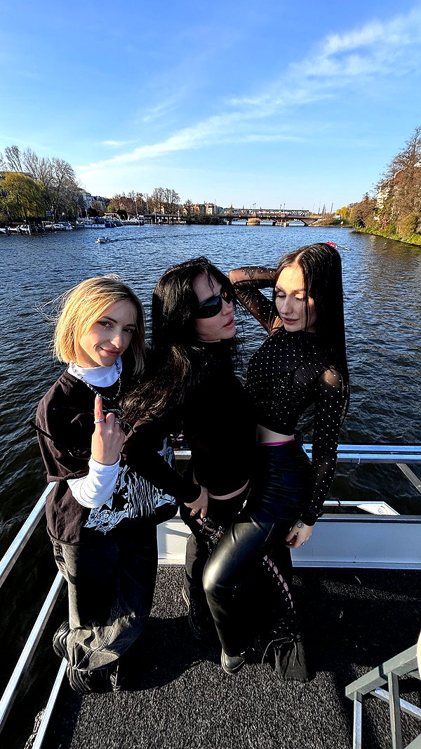 alexsndranowak instagram image archive image