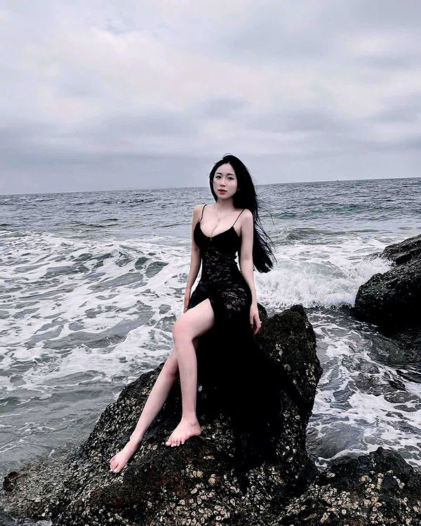 lyhythuedoxinh instagram image archive image