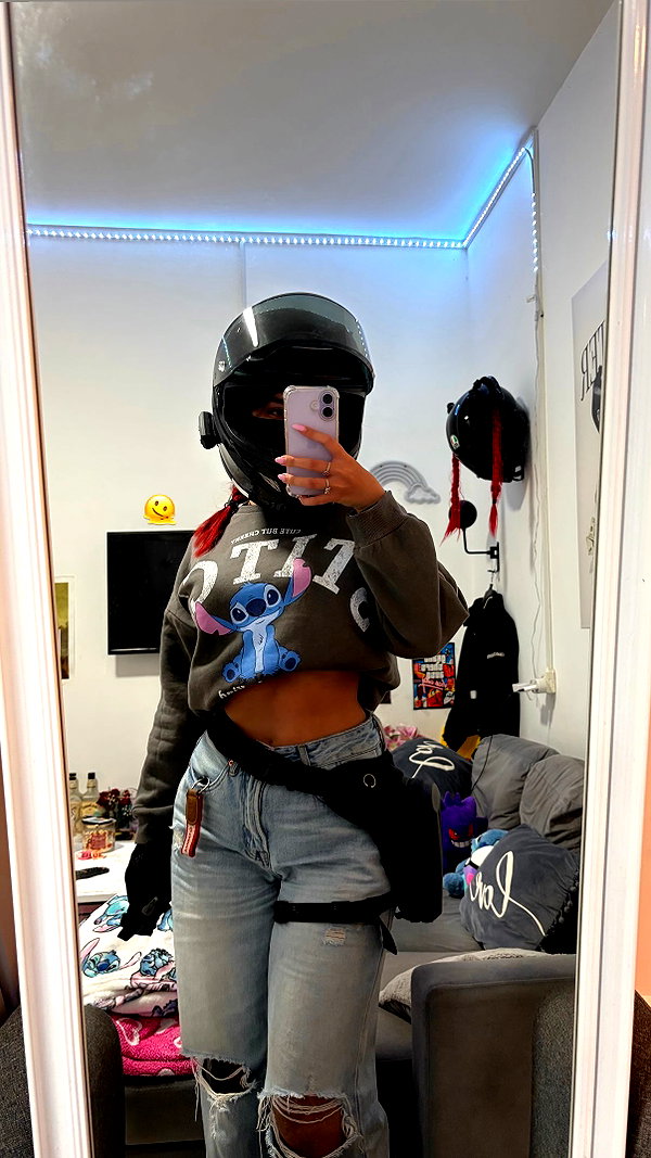shanidahan7 instagram image archive image
