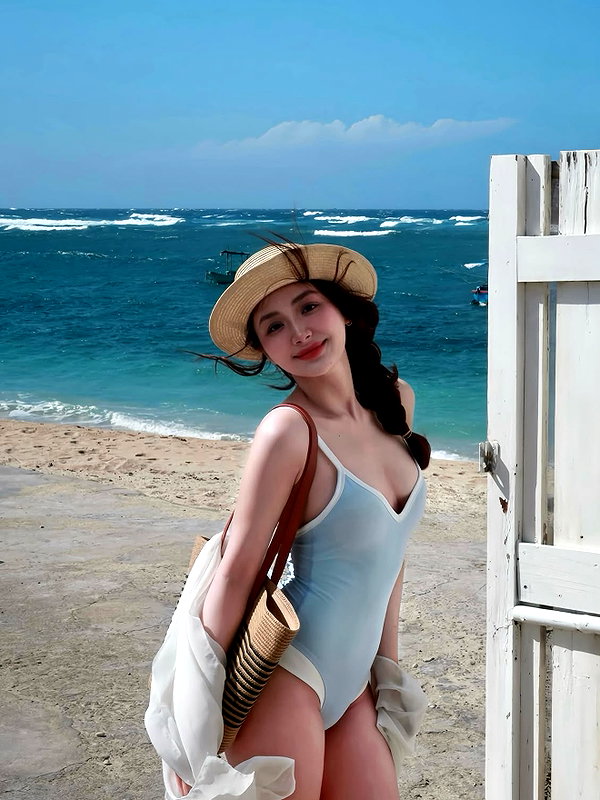 lyhythuedoxinh instagram image archive image