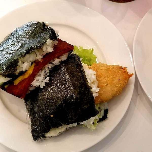 muze instagram image archive image