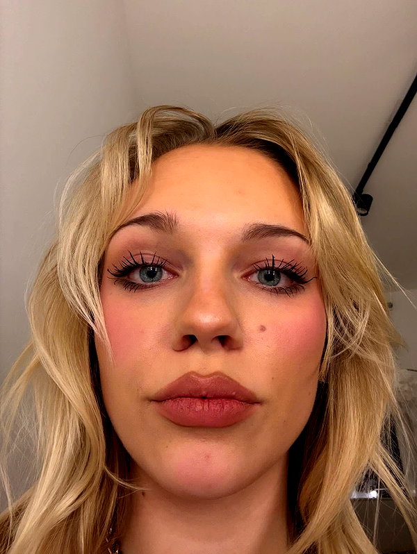 leni.bahr instagram image archive image