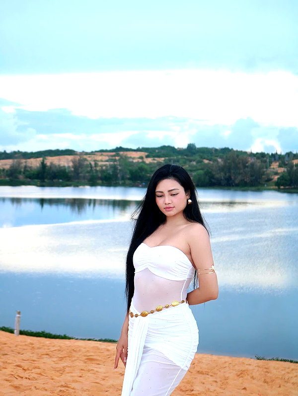 lyhythuedoxinh instagram image archive image