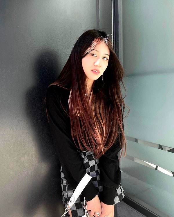 is2tian instagram image archive image