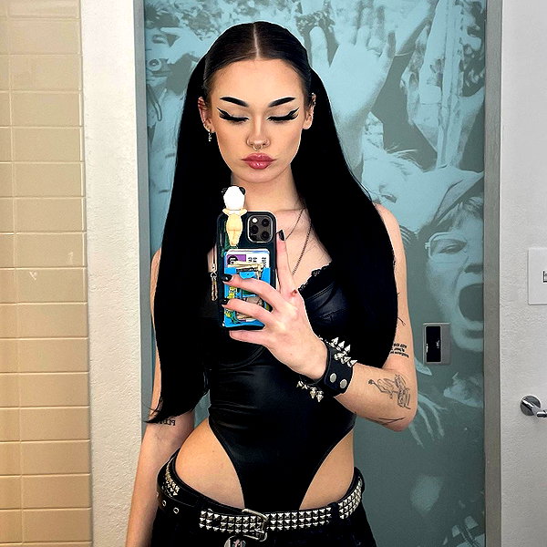gabs.z.x instagram image archive image