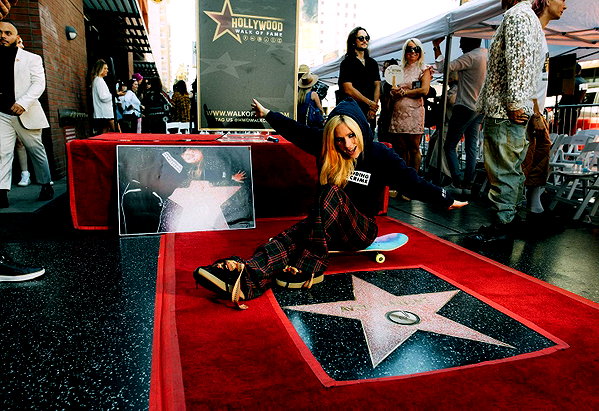 avrillavigne instagram image archive image