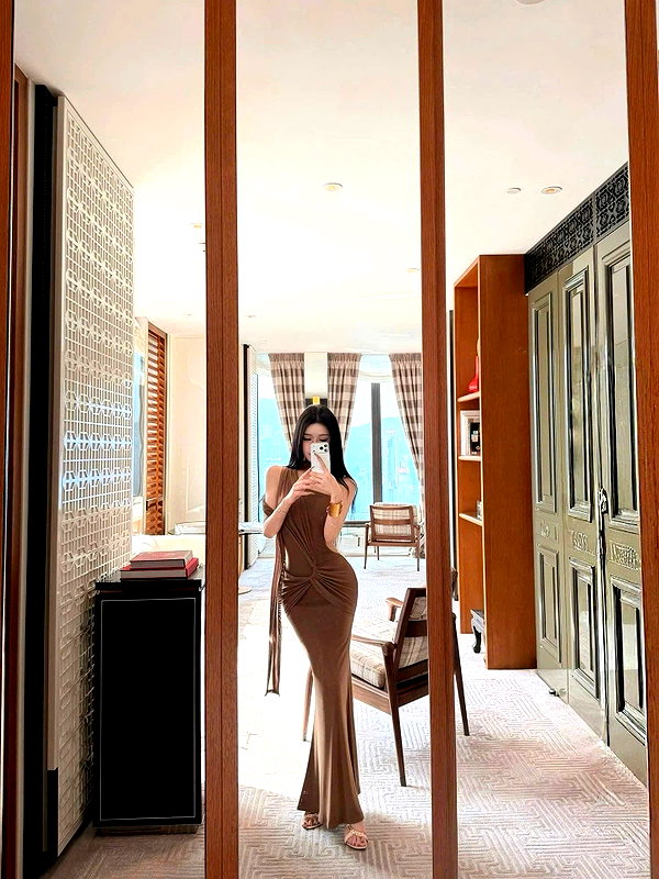 lyhythuedoxinh instagram image archive image