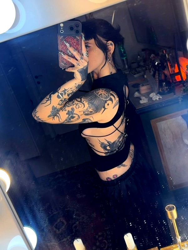 strawberryshanz instagram image archive image