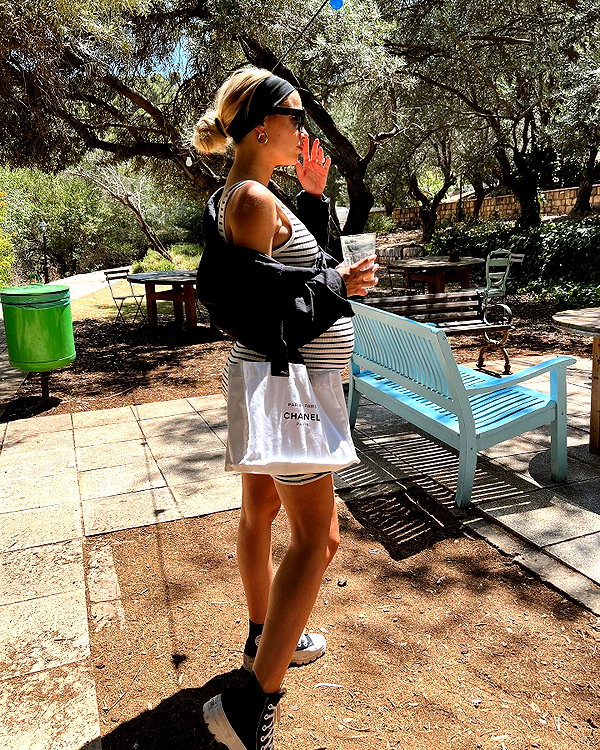 barzomer instagram image archive image