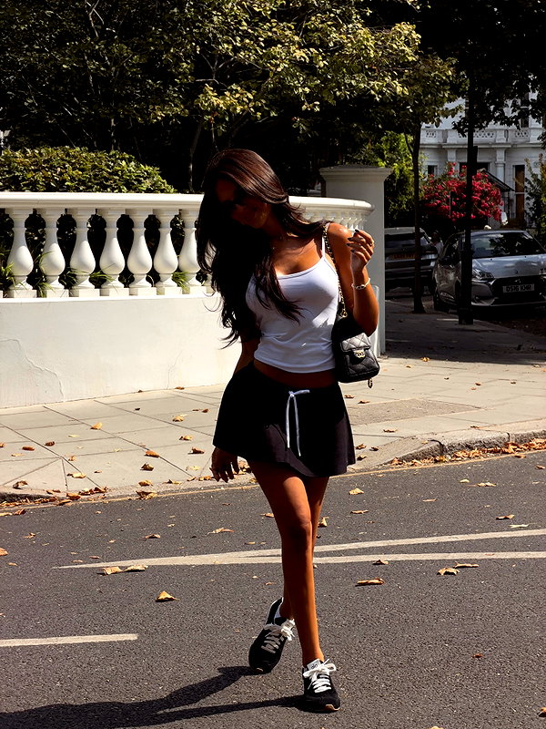 zoeliss instagram image archive image