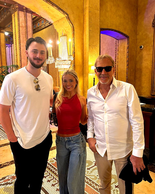 livvydunne instagram image archive image