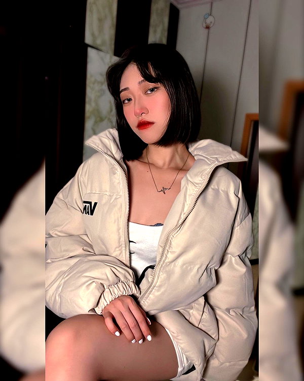 ge.more_x instagram image archive image