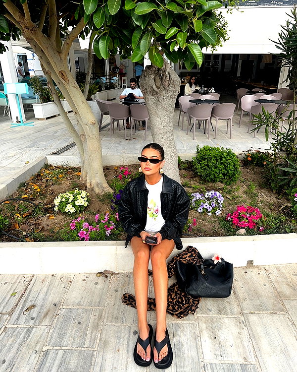 oliviaphillipps instagram image archive image