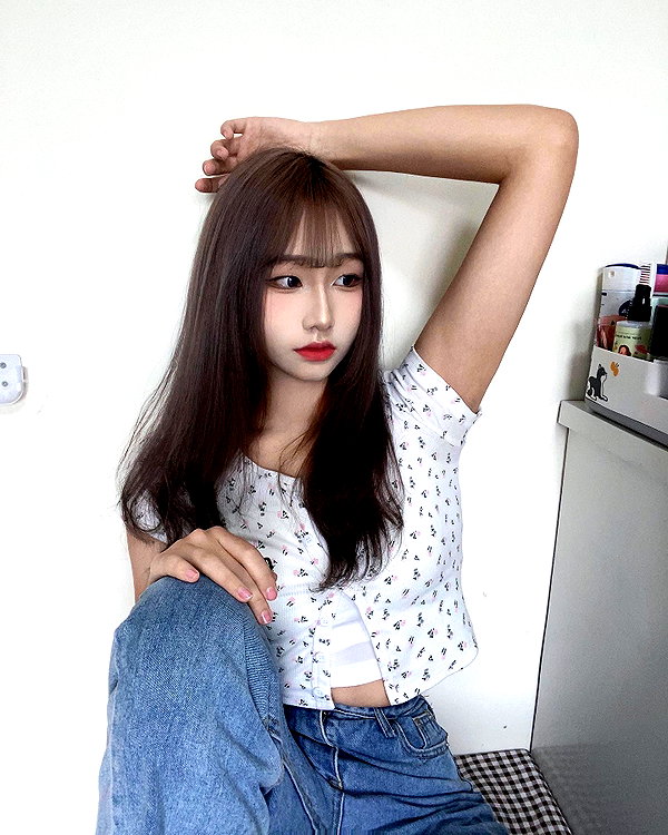 lai_931201 instagram image archive image