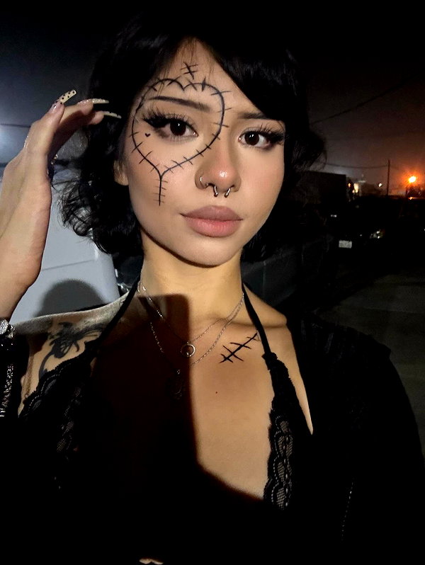 shay.la__ instagram image archive image