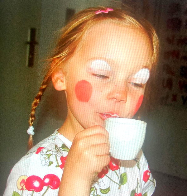 leni.bahr instagram image archive image