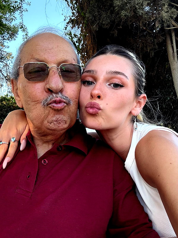 ella_netzer8 instagram image archive image