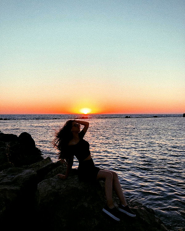 marii.a_v instagram image archive image