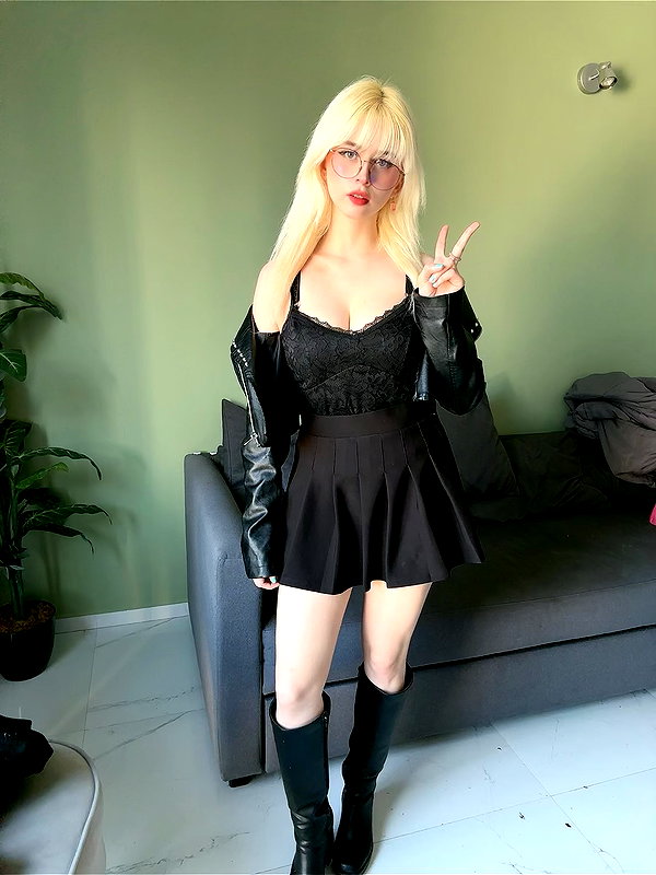 lulymakima instagram image archive image