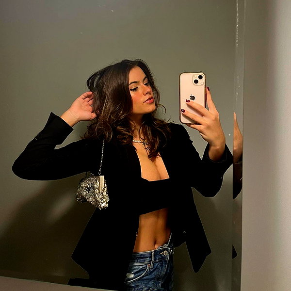 isabella.lauren instagram image archive image