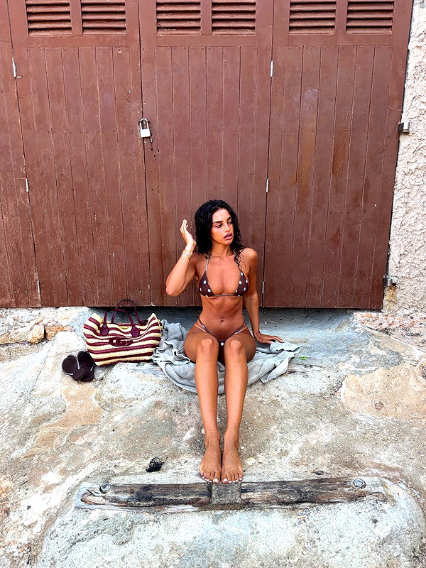 godbless_jess instagram image archive image