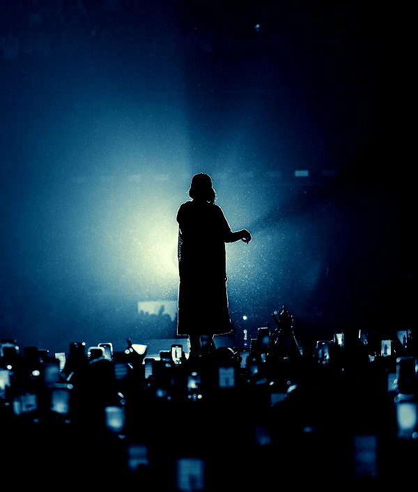 billieeilish instagram image archive image