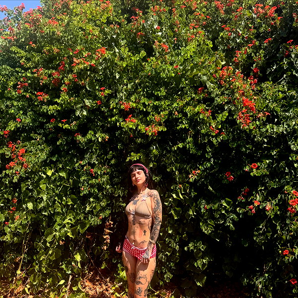 strawberryshanz instagram image archive image
