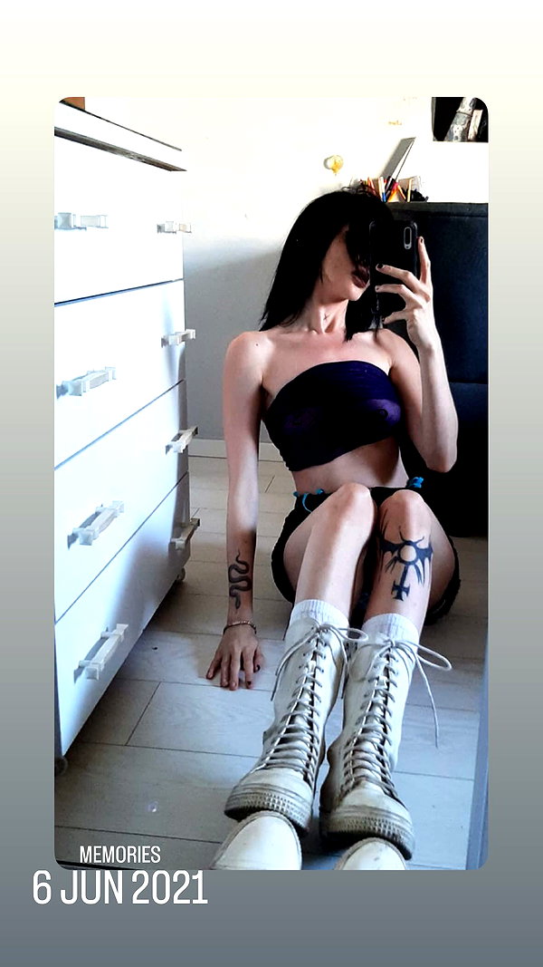 noyaislilith333 instagram image archive image