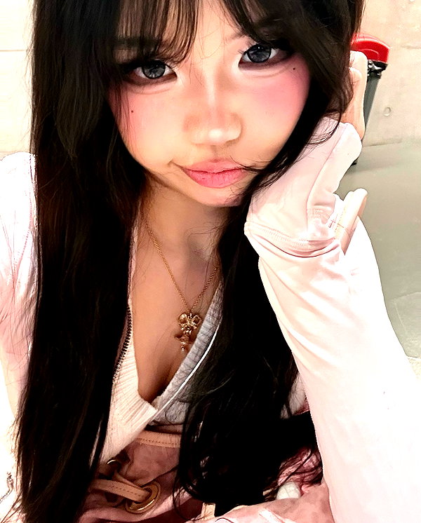 joycee.e instagram image archive image