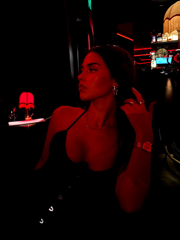 leahhalton instagram image archive image