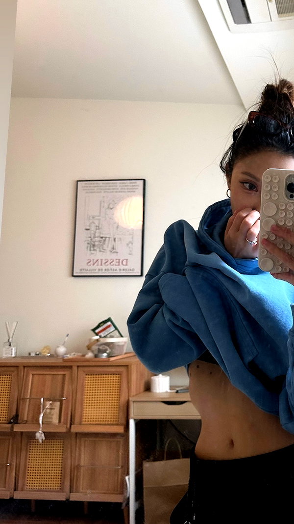 Archived image from @heroineseen on Instagram