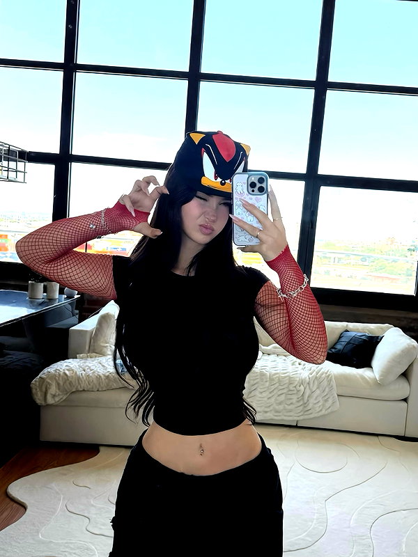 missy.y._ instagram image archive image