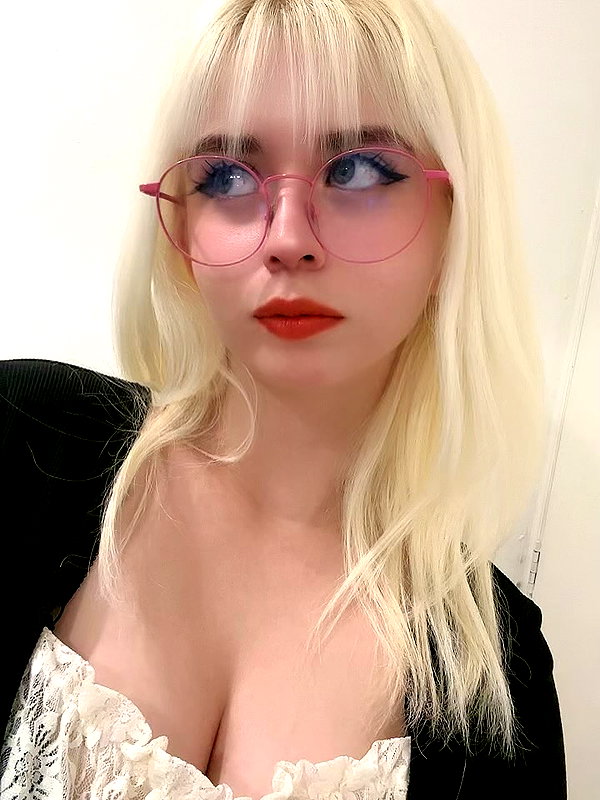 luly1980s instagram image archive image