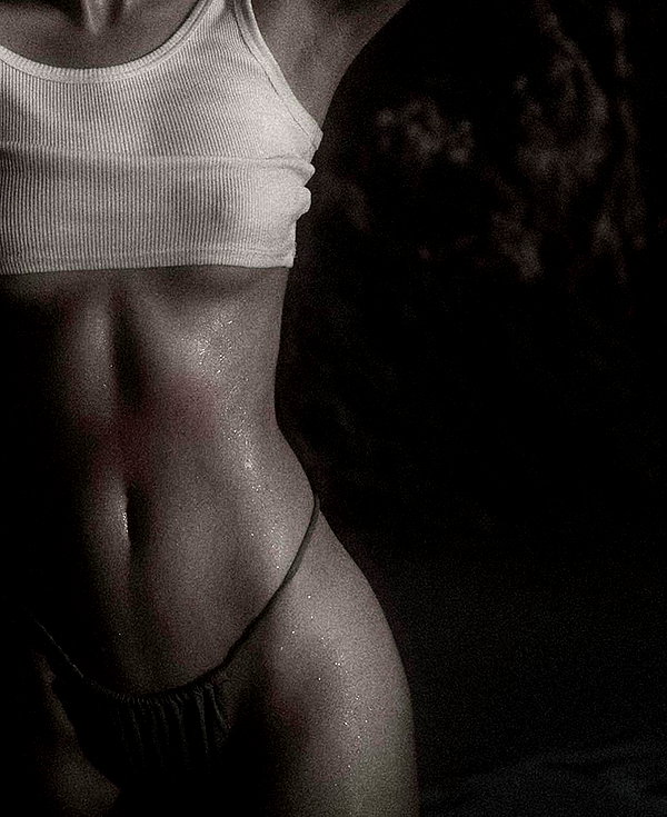 oliviaphillipps instagram image archive image