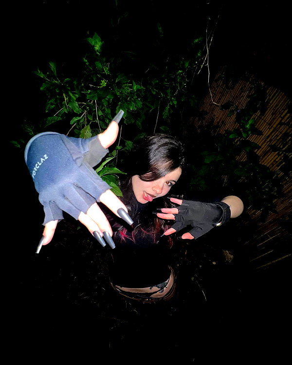 evasela__ instagram image archive image